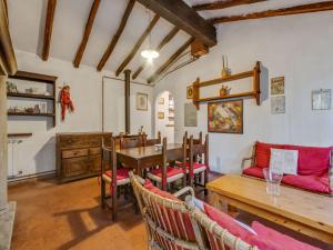 Holiday Home with Garden and shared pool