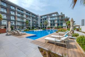 Waves - Boho Style Chic Studio With Balcony in JVC