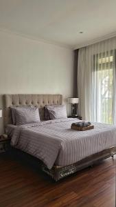 The Cliffside Estate