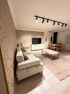 Luxury Apartment In A Great Location 10