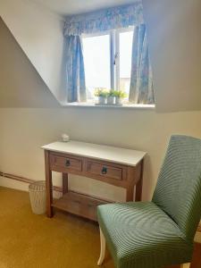 Bridge Cottage Stunning 4 bed thatched cottage