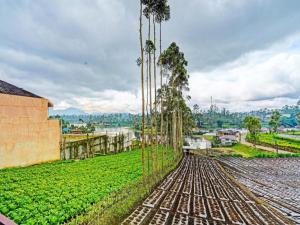 Hotel O Artana Bed and Breakfast.NearSitu Cileunca