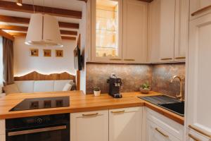 Menart Estate apartments