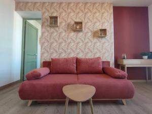 CityCenter, aircond flat with bedroom queen size