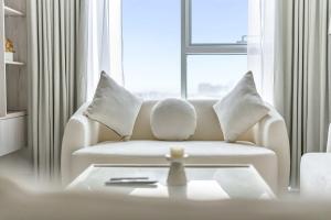 Skyz by Danube Chic 2BR with Balcony & Pool Access