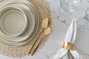 Skyz by Danube Chic 2BR with Balcony & Pool Access