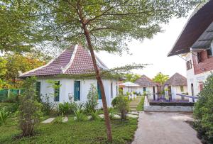 Vireak Private Pool Villa