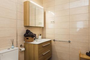 Gran Capitán- Casa en el centro con 4 habitaciones y terraza