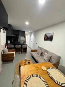 Modern Studio Steps from La Carolina Park