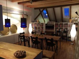 Loft-Wohnung mit Ausblick und Terrasse