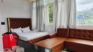 Hotel Narendra Palace