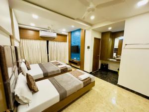 Sheraton Grande at Puratchi Thalaivar Dr MGR Central Railway Station
