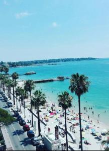 Apartment with private garden, Pool & beach 150 m