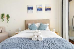 Amazing Studio with Balcony & Marina Eye Views
