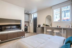 A stylish and Renovated Apartment