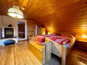 Die Petzl Hütte - Kreischbergblick