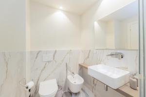 Modern Apartment, Turin Center Porta Nuova