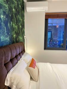 Saigon 1BR Nguyen Hue View Bitexco