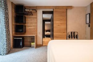 Hostellerie La Claire Fontaine, Logis hôtels & Spa