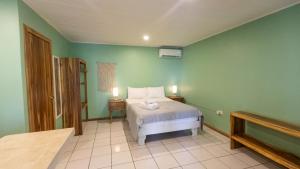 GALA Santa Teresa Apartments 80m from the Beach