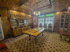 Cheetah Palace