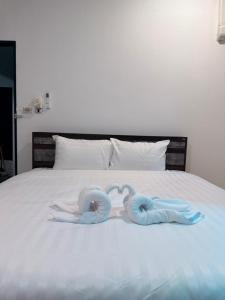 Silver Oaks Guest House