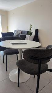 Delightful Retreat in Parklands,Cape Farms,Cape Town