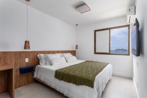 Wake Up to Barras Best Beachfront View