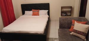 LaDee Homes - Cozy Studio