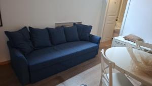 Just women solo donne non accetiamo gli uomi