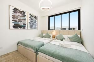 Golden Stays - Modern Luxe 4BR Oasis I Peaceful Views