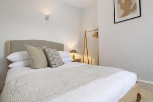 4 Bedroom Oxford Home For Groups - 10 Min Walk To The Train Station