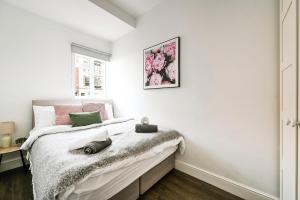 Mosaic Piece I - Sleeps 5 - 2BR - Station