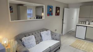 The New Village Cosy Home! 4a