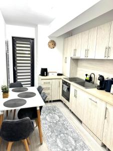 A B V Central Apartament