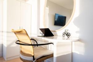 London 1 Bed Flat - Sleeps 4 - Balcony