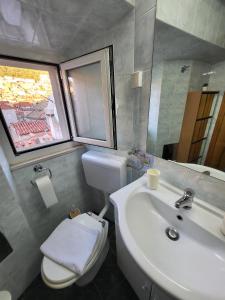 Apartment Jimmy - Spacious 2-Bedroom Apartment