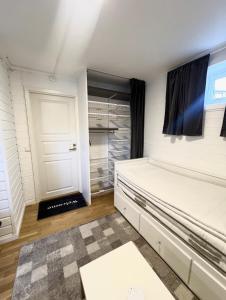 Central & cozy private room in the heart of Tromsø