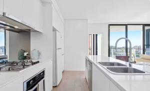 Convenient Kogarah Stay Near to Transit&Hospital