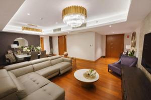 Luxury 2BR Sea View Apartment at One Galle Face Residence