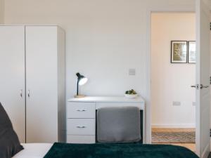 St Johns Penthouse Serviced Apartment, Bridgnorth