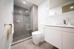 South Brisbane Central Stylish 1-Bedroom Apartment