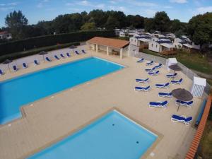 Mobil home de Prestige avec Jacuzzi à Dolus-dOléron - API-1-52-1439