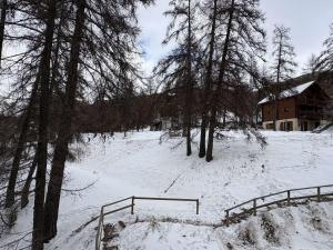 Studio skis aux pieds, parking, Les Orres - FR-1-322-706
