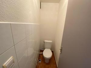 Appartement T2 Rez-de-chaussée avec Terrasse - FR-1-837-79