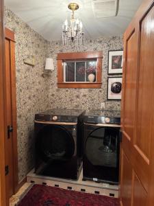 The Lakehouse Retreat