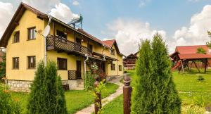 Casa Maria Izvorul Muresului