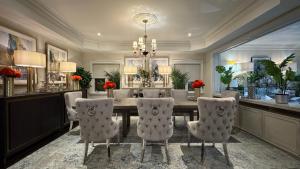 Executive Luxury Stay Corporate Paradise in South Richvale