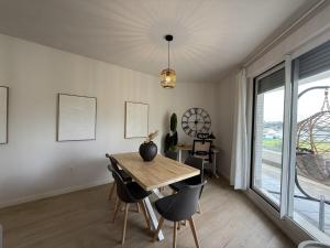 Modern and luxurious apartment in Nueva Andalucia - JARDINES DE GUADAIZA