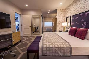 Orleans Hotel and Casino